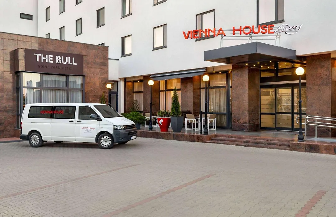 Vienna House Easy By Wyndham Bucharest Airport-1
