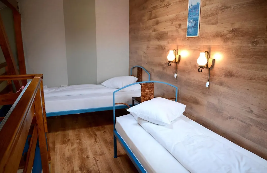Pensiunea Boema Ploiesti-1