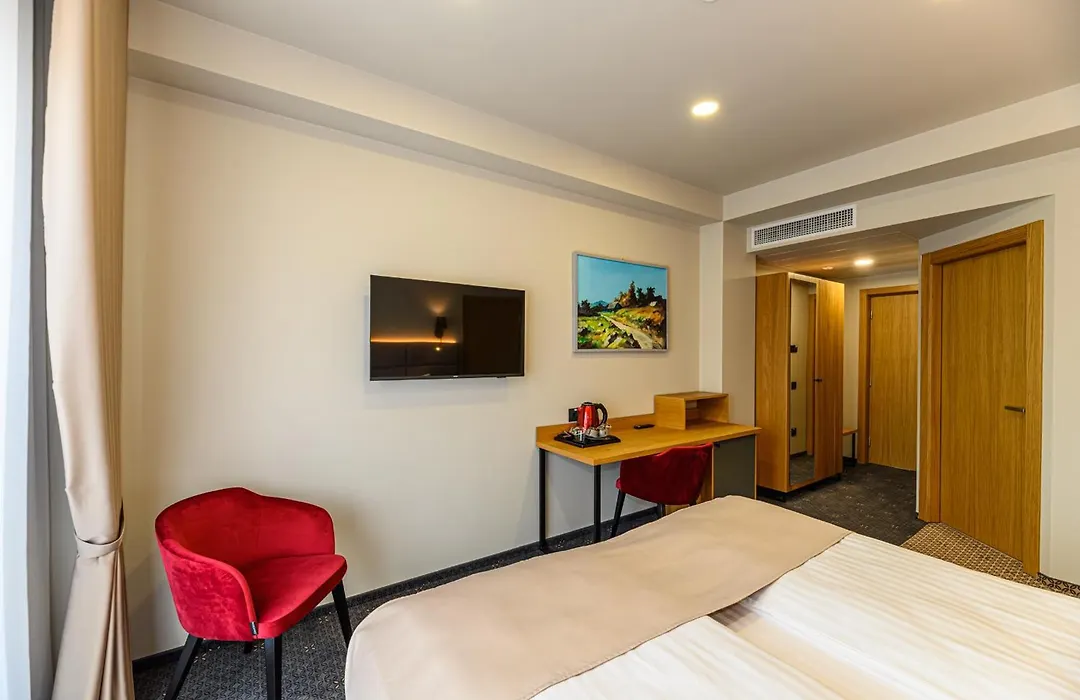 Hotel Dukat-1