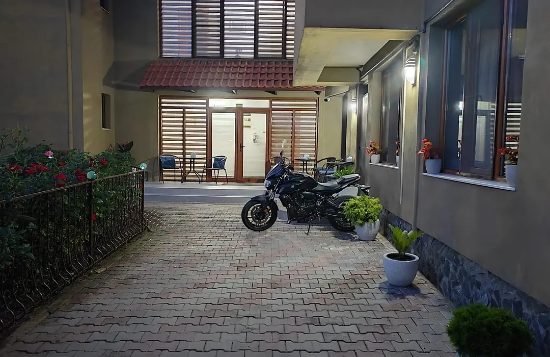 Villa Mugur-1