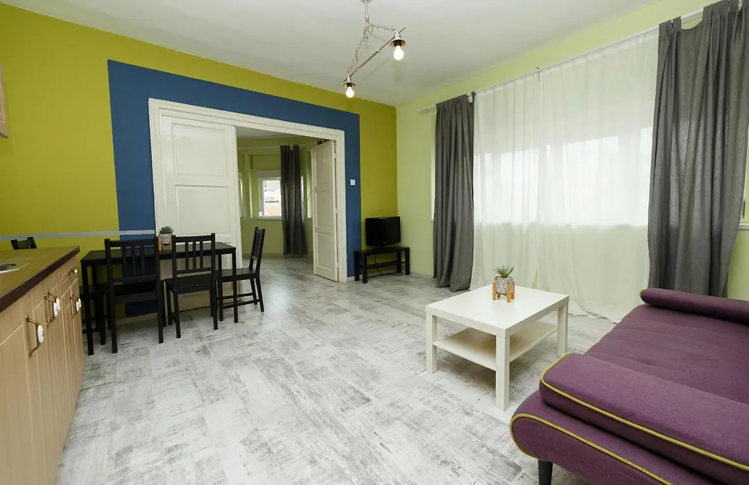 Antic Apartments-1