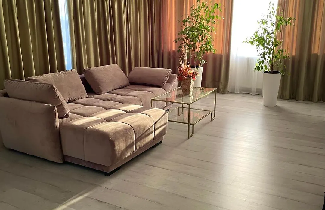 Caprice Deluxe Accomodation-1