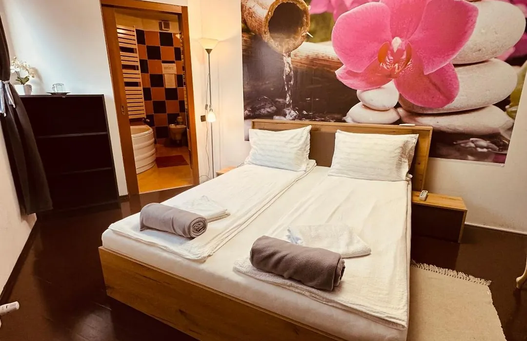 Central Hostel Partener-1