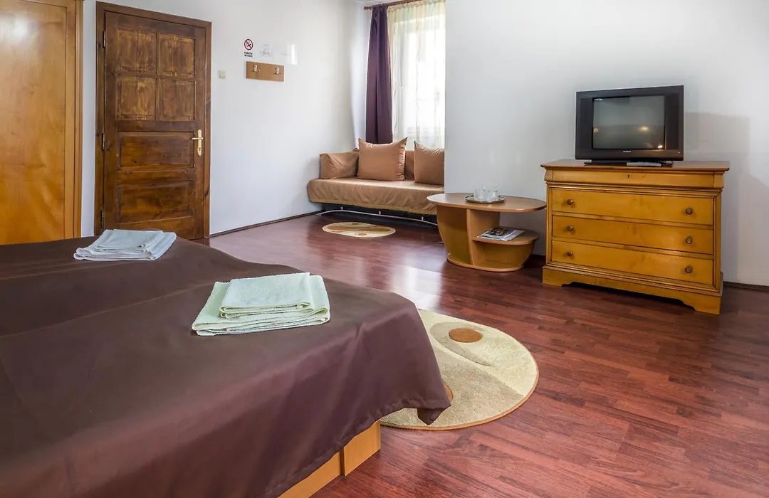 Pension Artemis-1