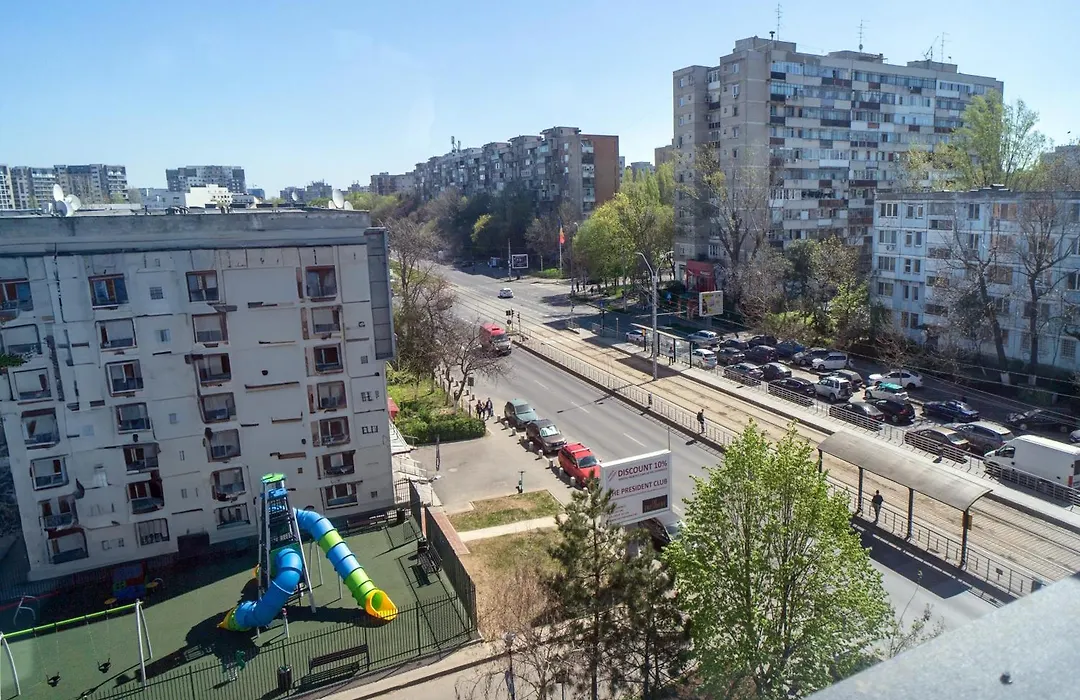 City Hotel Bucharest-1
