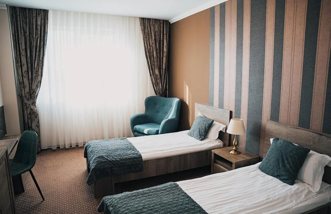 Sky Hotel-1