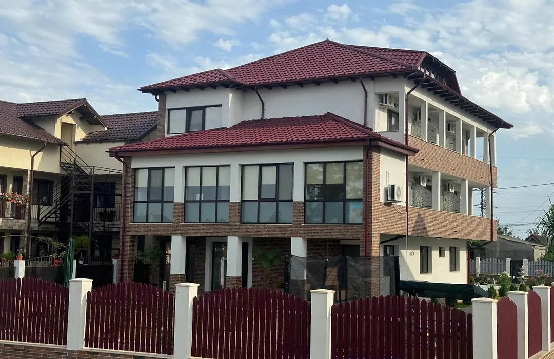 Casa Cristal Sulina-1
