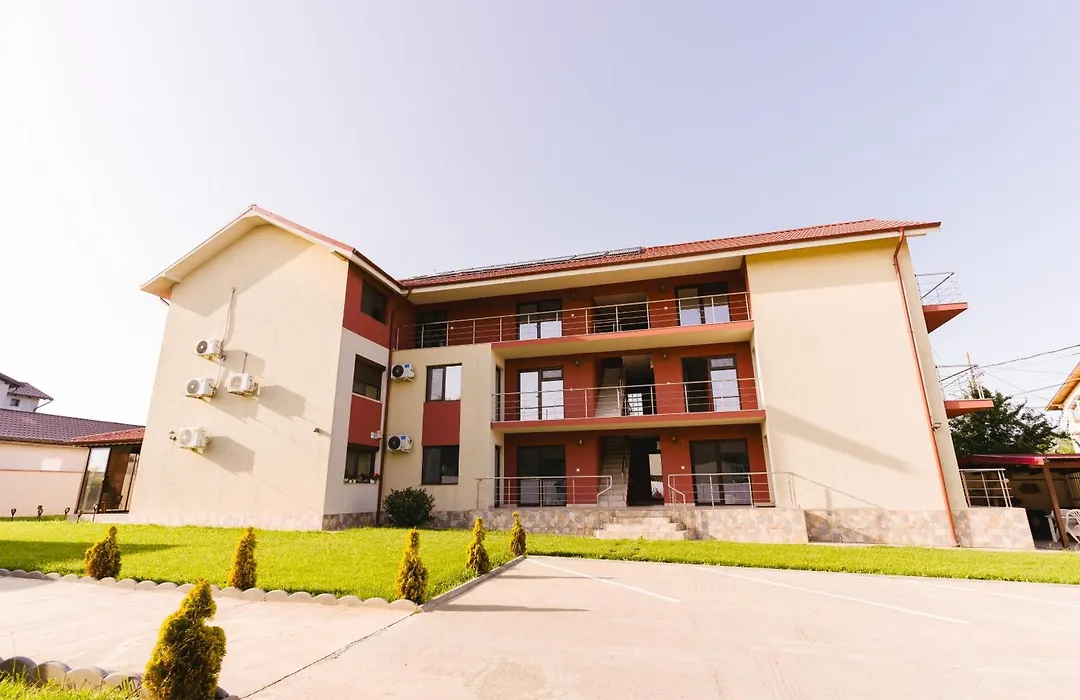Casa Leahu-1