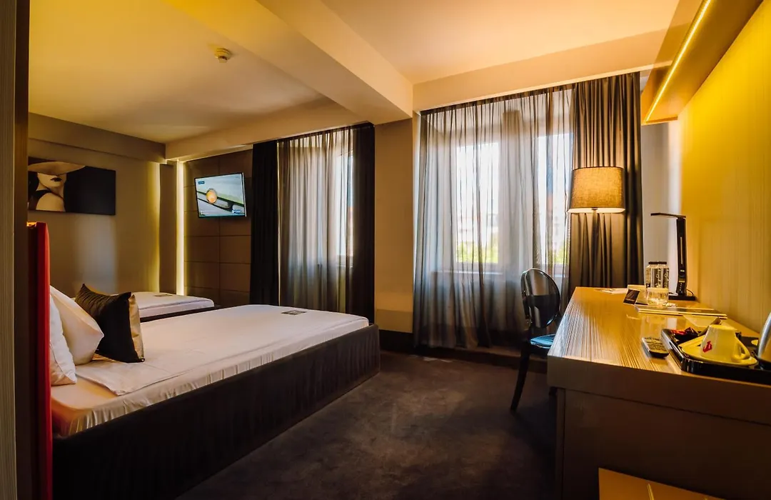 Plaza V Executive Hotel-1