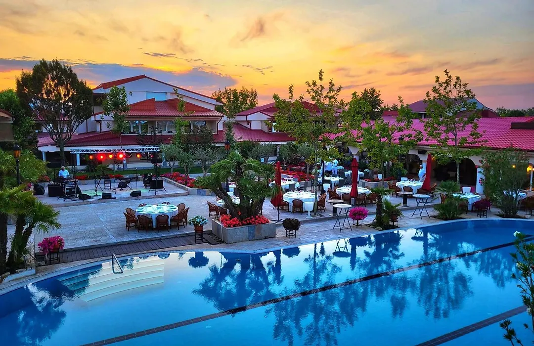 Vox Maris Grand Resort-1