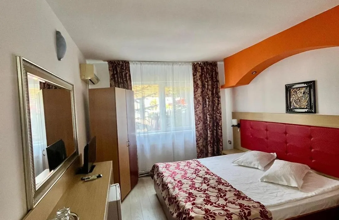 Casa Coral Sulina-1