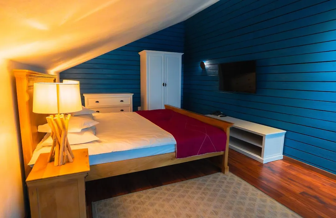 Kaban Boutique Hotel - 5Star Central Villa In Vatra Dornei-1