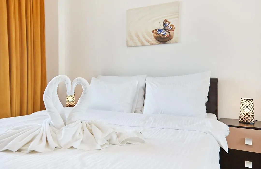 Apartments Excelsior Mamaia Nord-1