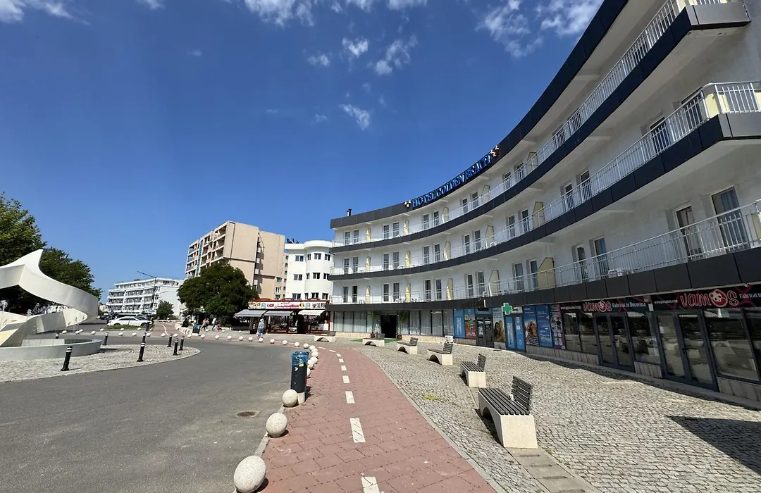 Hotel Golden Beach-1