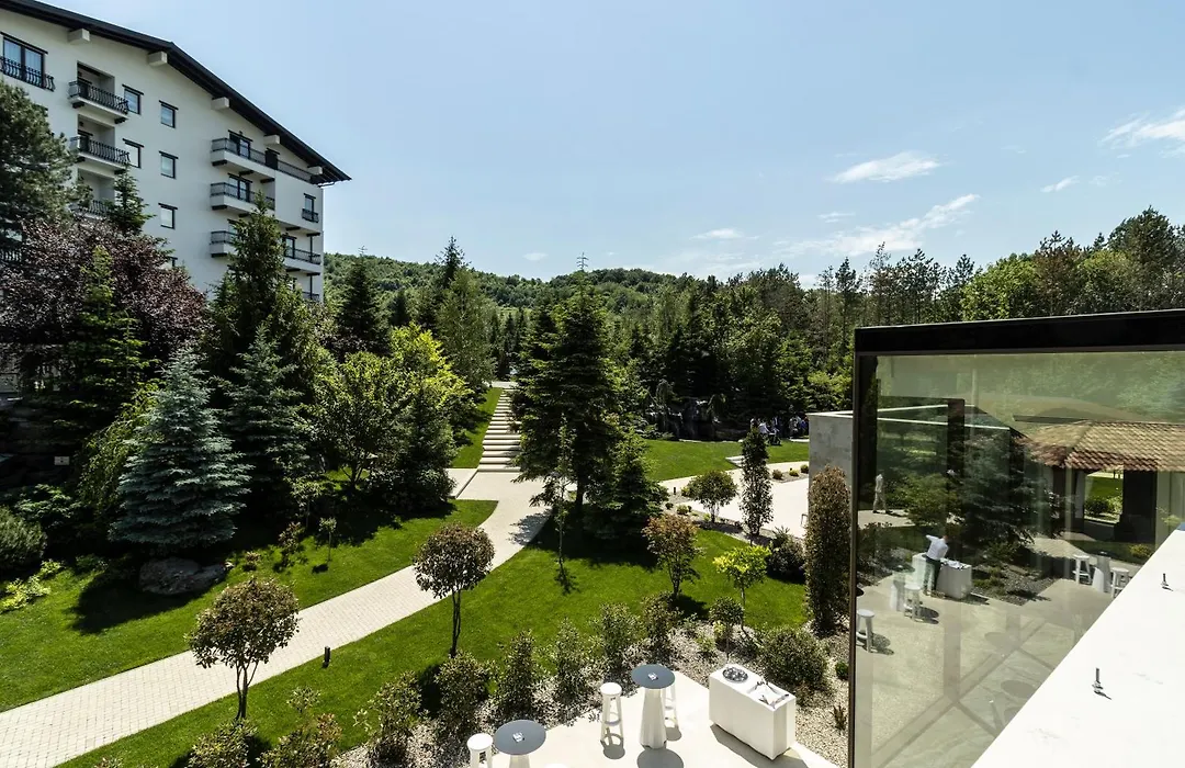 Hotel Helen-1