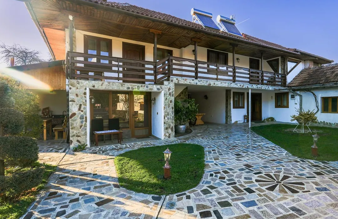 Casa de vacanță Moțata-1