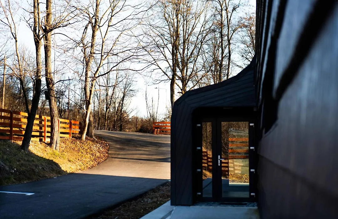 Ares Chalet-1