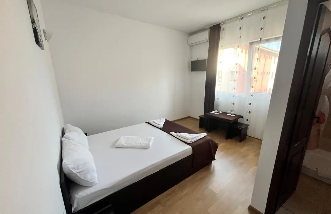 Vila Dan și Silvia-1