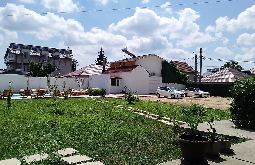 Vila Atipic-1