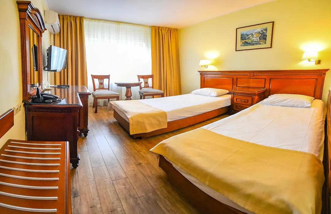 Hotel Germisara-1