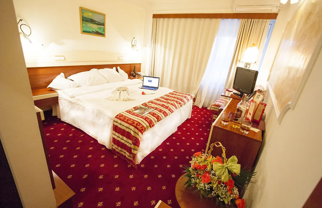 Hotel Prahova Plaza-1