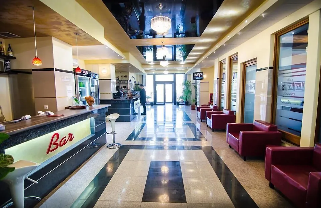 Hotel Seneca-1