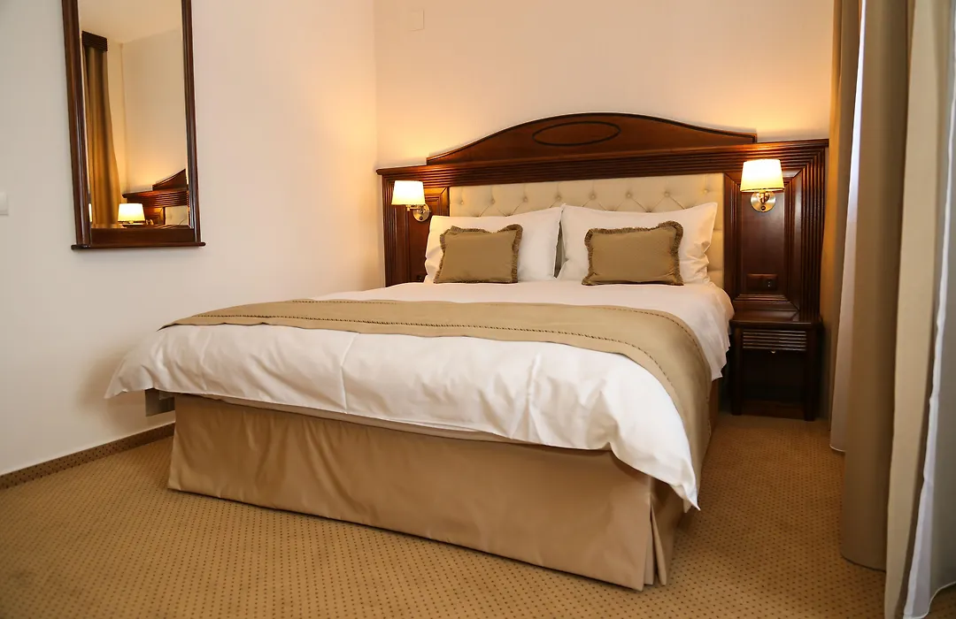 Hotel Carmen-1