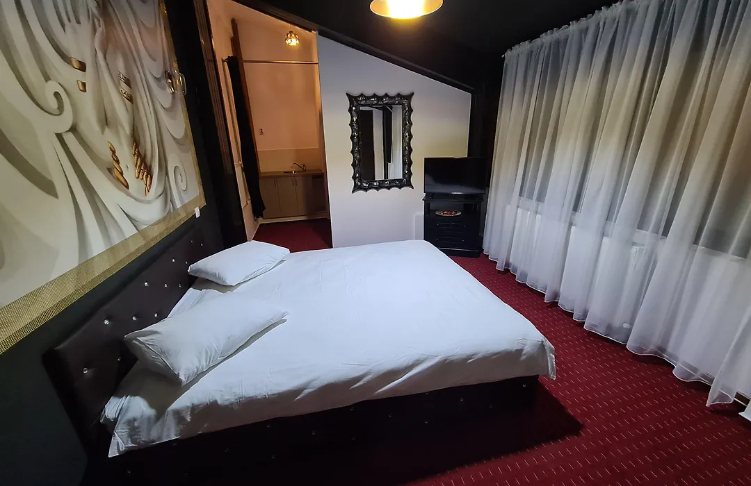 Karma Caffe&Rooms-1