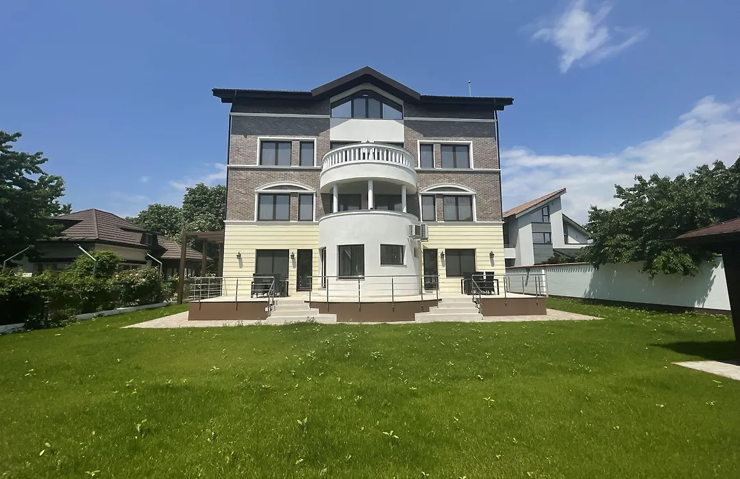 Iarca Inn-1