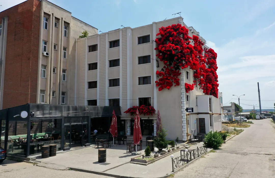 Mbi Travel Inn-1
