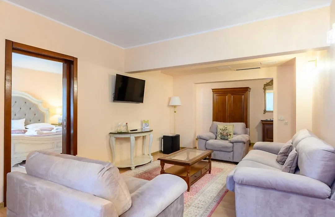 Hotel Maria-1