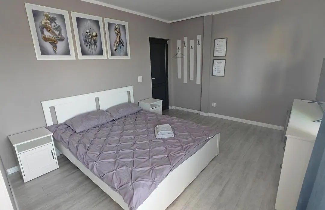 Eva'S Rooms-1