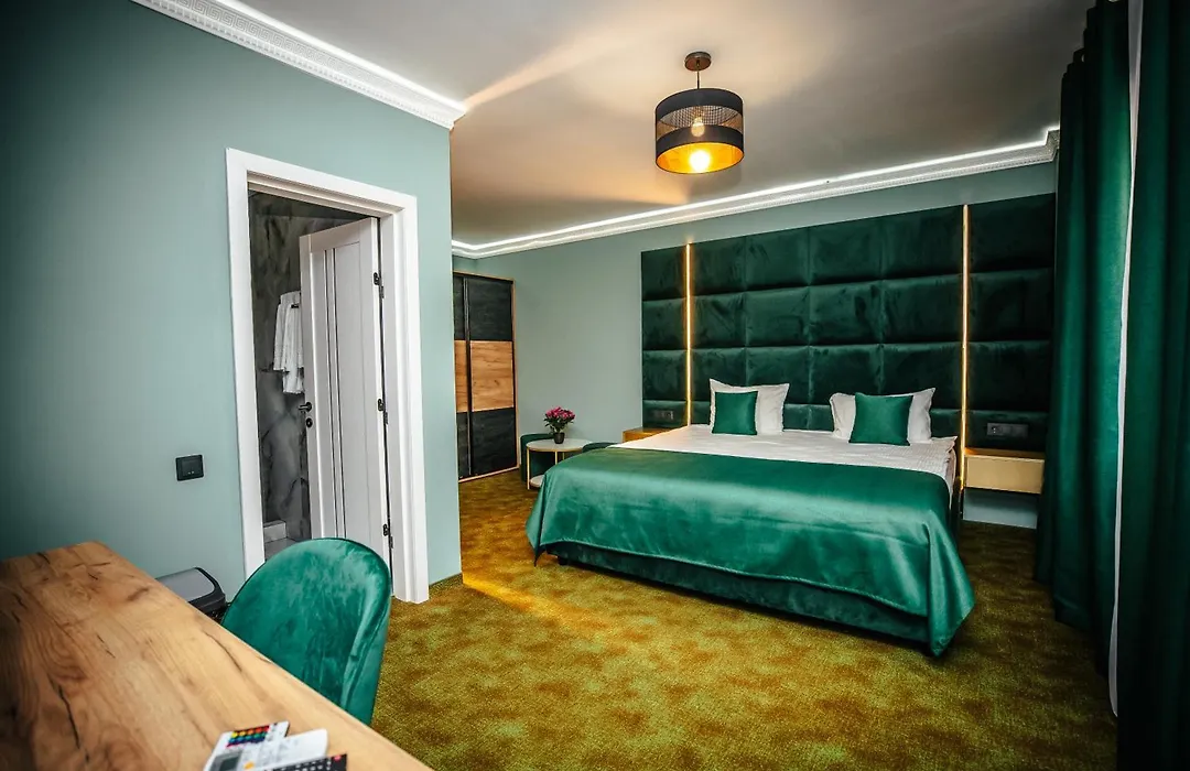 Fit Residence-1
