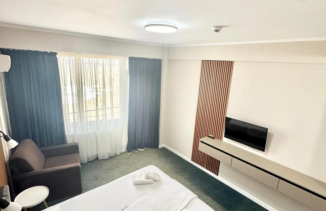 Hotel Promenada-1