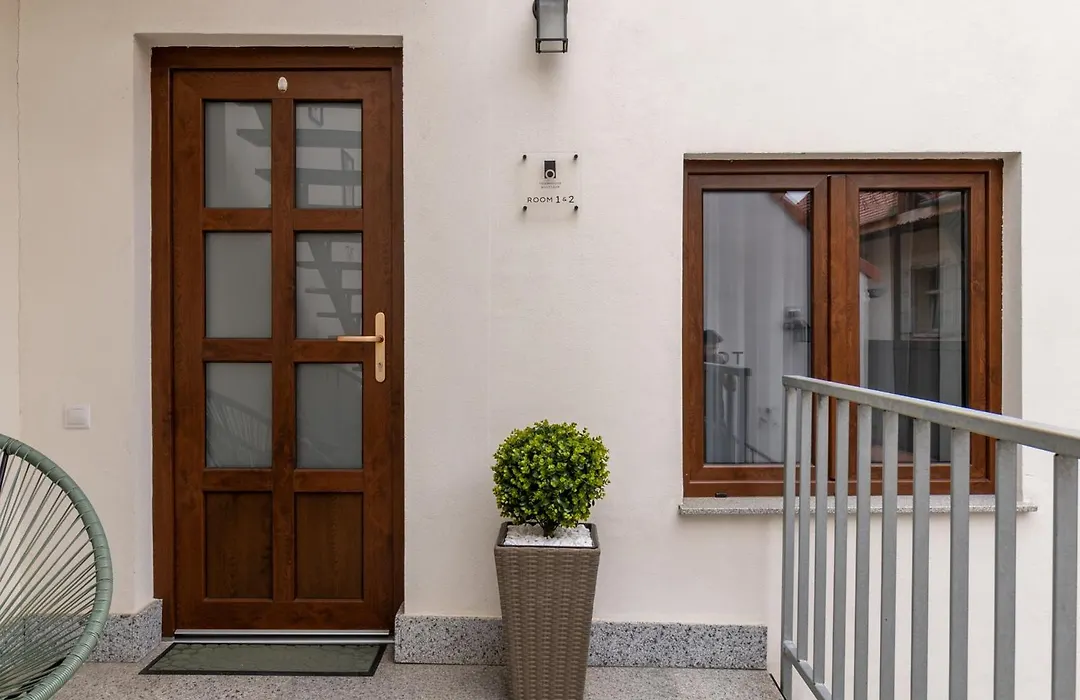Townhouse Boutique-1