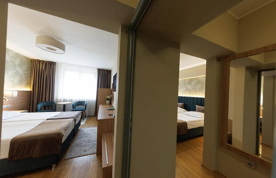 Hotel Fenyo Conference & Spa-1