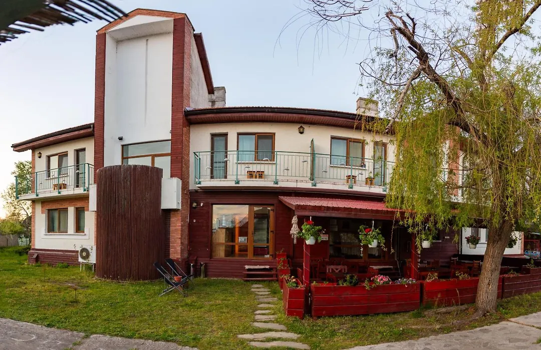 Vila Far-1