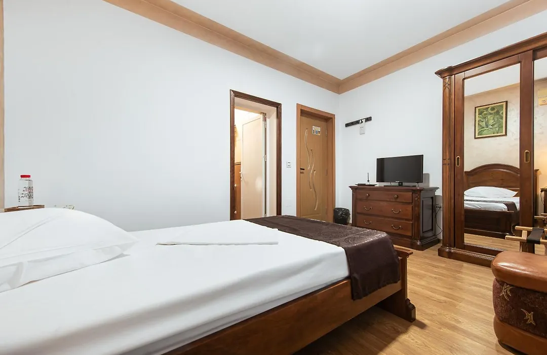 Hotel Rion-1