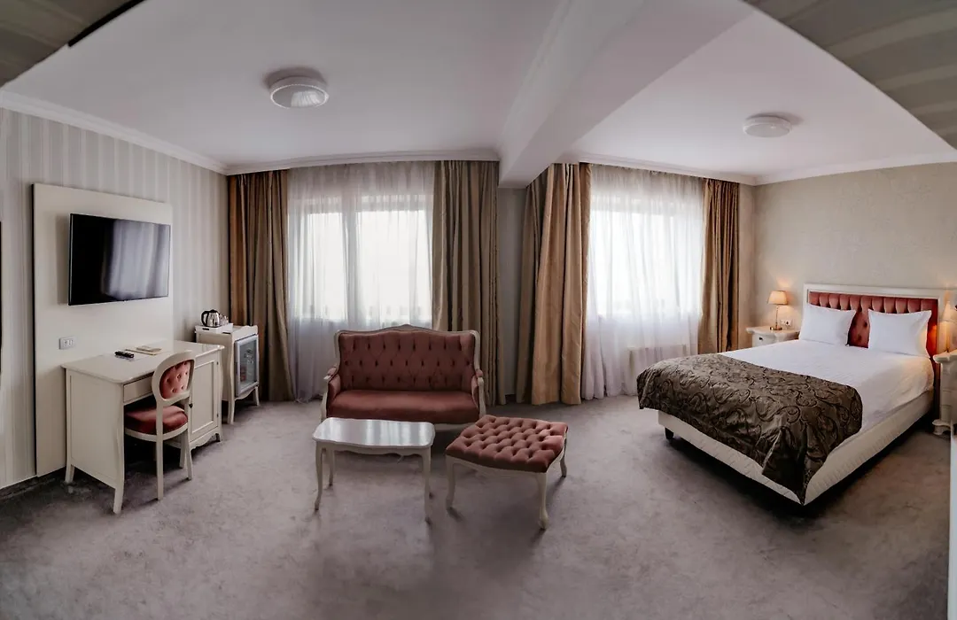 Hotel Roman By Dumbrava Business Resort-1