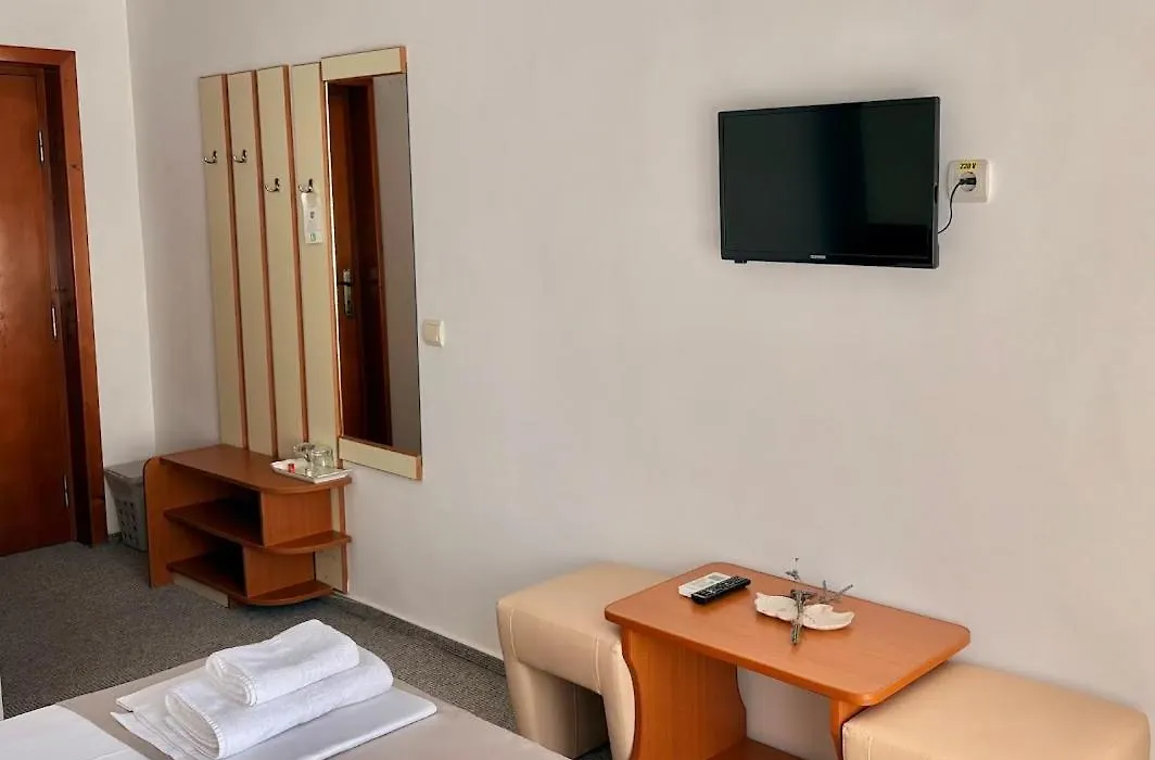Vila Aqua-1