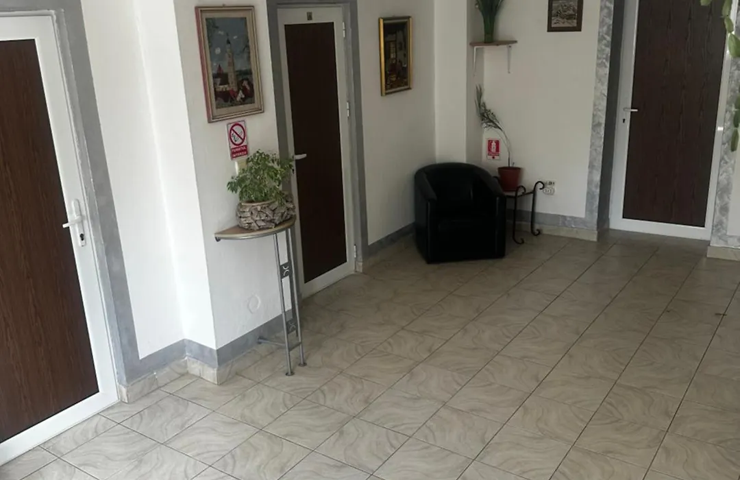 Pensiunea Sandra-1