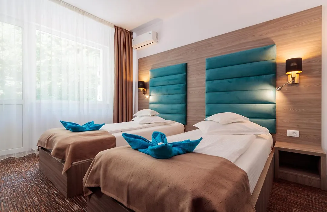 Hotel Orizont Cozia-1