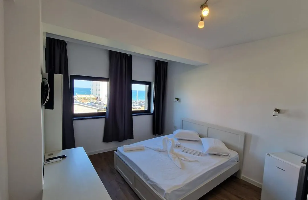 Hotel Royal Costinesti-1