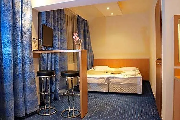 Hotel Sara-1