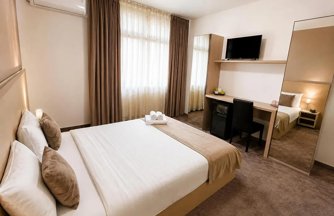 Hotel Rivoli-1