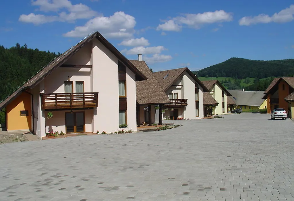 Complex Turistic Bucovina-1