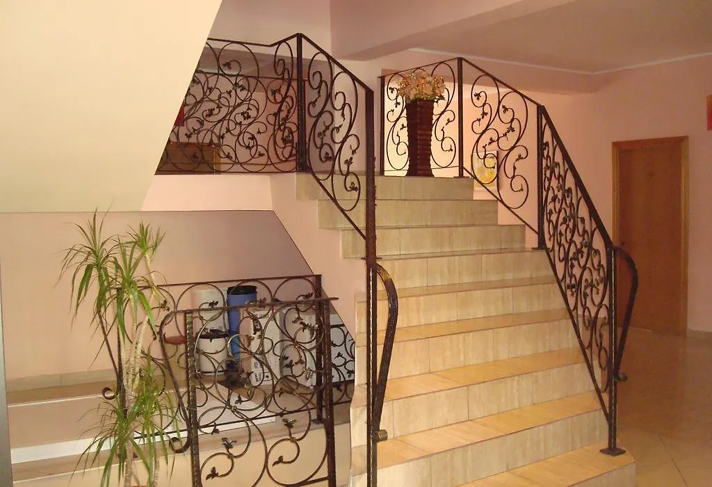 Hotel Regal-1