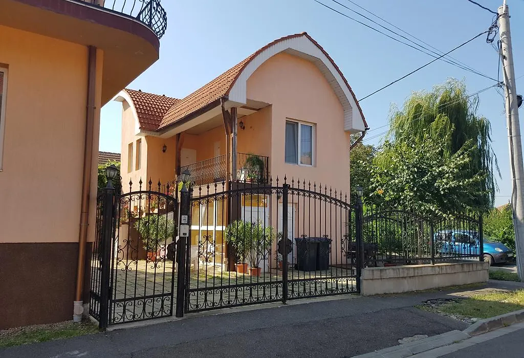 Pensiunea Phoenix-1