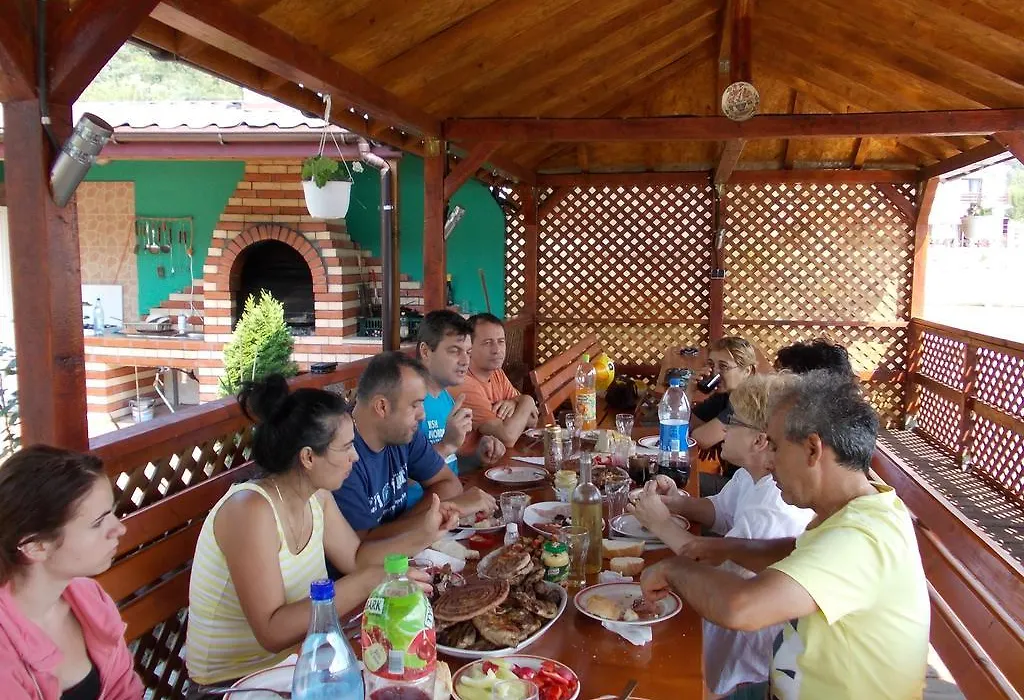 Casa Lucian-1