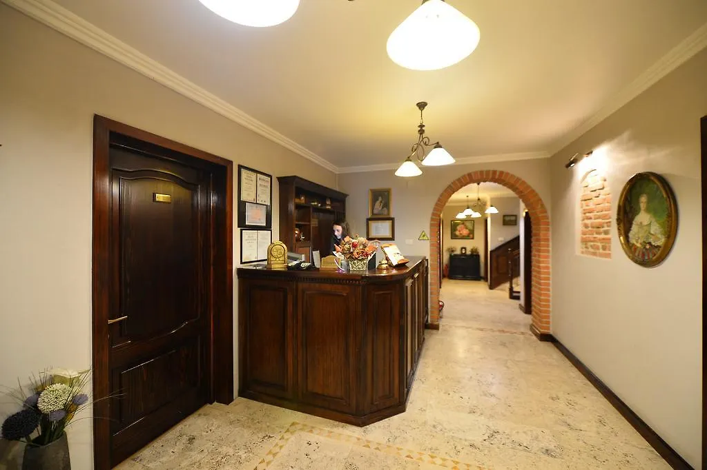 Pensiunea Antique-1